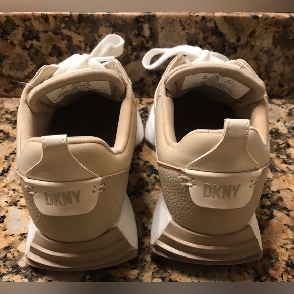 DKNY Nala Leather & Suede Tan/White Sneakers - Size 7M - Picture 9 of 15